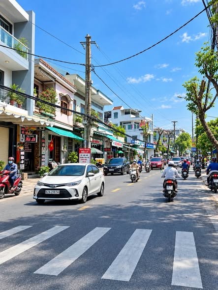 NHÀ 4 TẦNG MẶT TIỀN TRƯƠNG ĐỊNH GẦN NGÃ TƯ HÙNG VƯƠNG KINH DOANH SẦM UẤT.