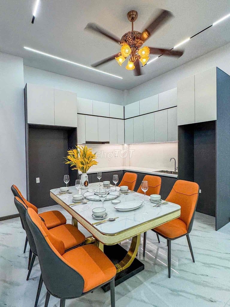 Nhà Trệt Lầu Xây Mới Full Nội Thất - KDC Văn Hóa Tây Đô