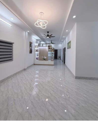 🏠 BÁN NHÀ TRỆT ĐẸP MẶT TIỀN RẠCH TẦM BÓT – NGANG 7.4M (VỊ TRÍ THOÁNG MÁT)