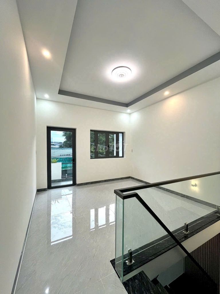 BÁN 2 CĂN NHÀ CHỈ 3 TỶ 150 (1 NHÀ TRỆT LẦU MỚI ĐẸP + 1 NHÀ CẤP 4 MỚI) - Ảnh 11