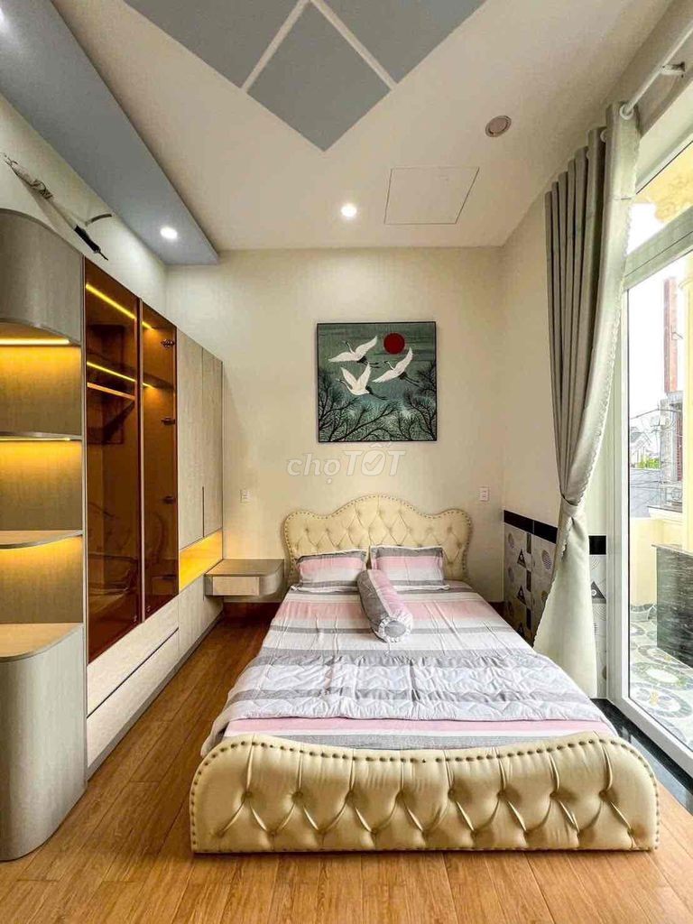 NHÀ LẦU 4 PHÒNGNGỦ LỘ Ô TÔ HẺM 112 HOÀNG QUỐC VIỆT