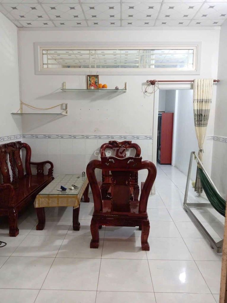 Cần ra nhanh căn nhà giá rẻ ngay trung tâm - Ảnh 1