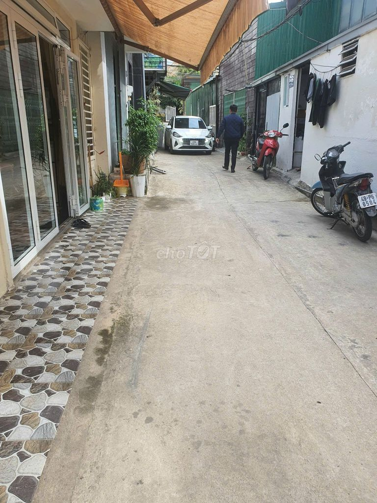 Chỉ 5,5 tỷ cần bán gấp nhà sổ hồng riêng ngay trung tâm Đà Lạt - Ảnh 3