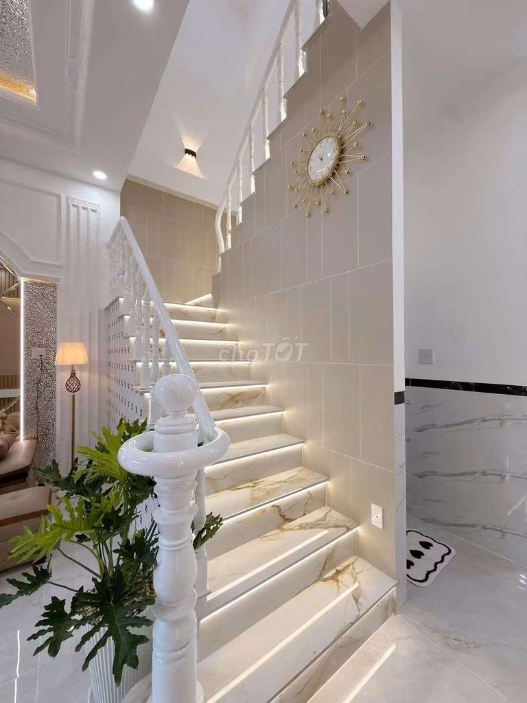 NHÀ TRỆT LẦU + NỘI THẤT CAO CẤP - KHU VH TÂY ĐÔ
