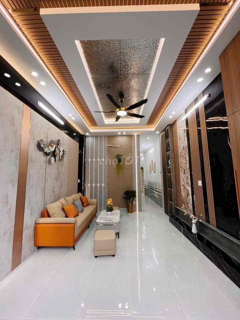 NHÀ LẦU 3 PHÒNG NGỦ LỘ Ô TÔ GẦN ĐẠI HỌC Y DƯỢC