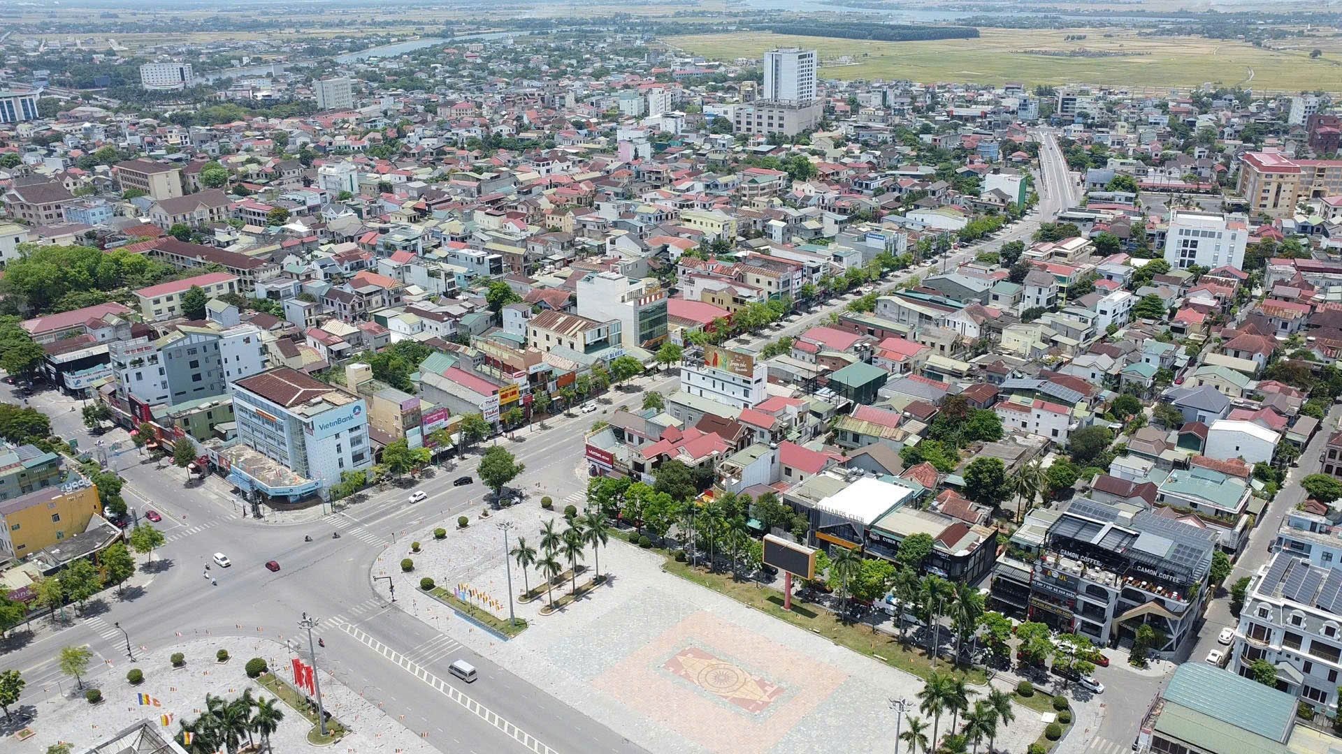 Bán nhà 2 tầng mặt tiền Quốc lộ 9b gần Lê Lợi - Ảnh 2