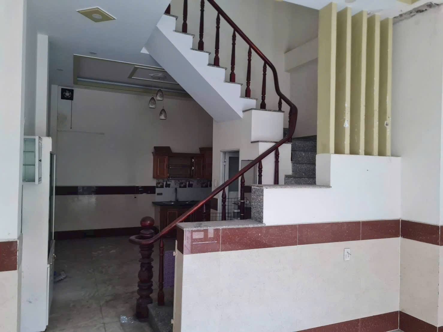 🔥 60M²- 4,8 TỶ - NHÀ 2 TẦNG HXH CÁCH ĐỖ XUÂN HỢP 100M - Ảnh 1