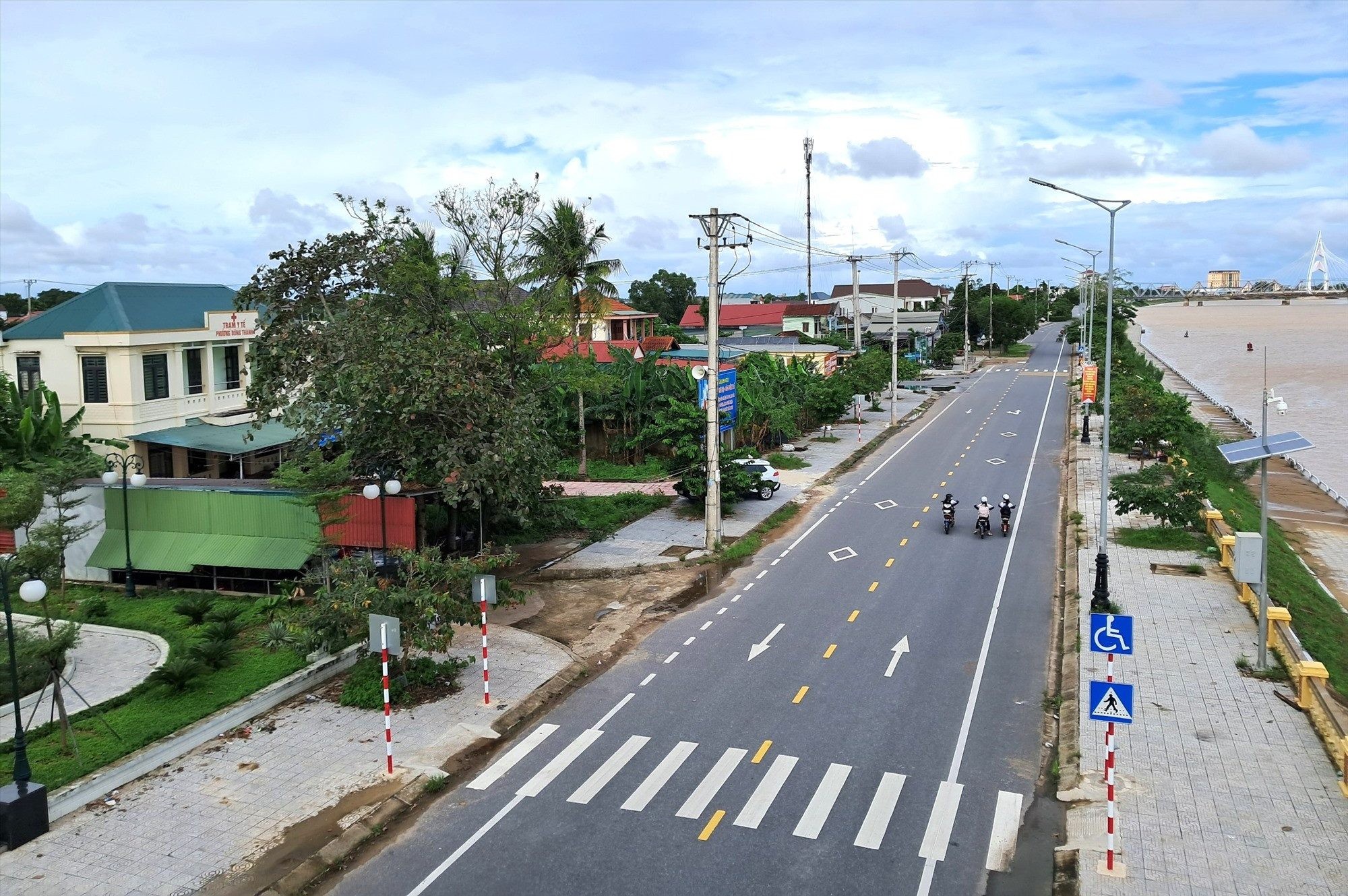 BÁN ĐẤT NỞ HẬU NGÕ HOÀNG DIỆU. ĐÔNG THANH, ĐÔNG HÀ, QUẢNG TRỊ.