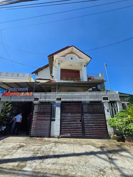 BÁN NHÀ MẶT TIỀN ĐƯỜNG BÀ TRIỆU – VIEW SÔNG TRÀ KHÚC ĐẮC ĐỊA (TP. QUẢNG NGÃI)