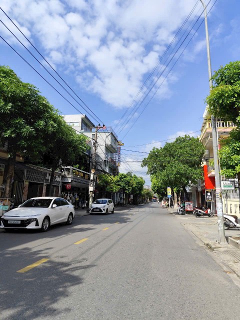 Bán nhà mặt tiền kinh doanh đường Nguyễn Trãi