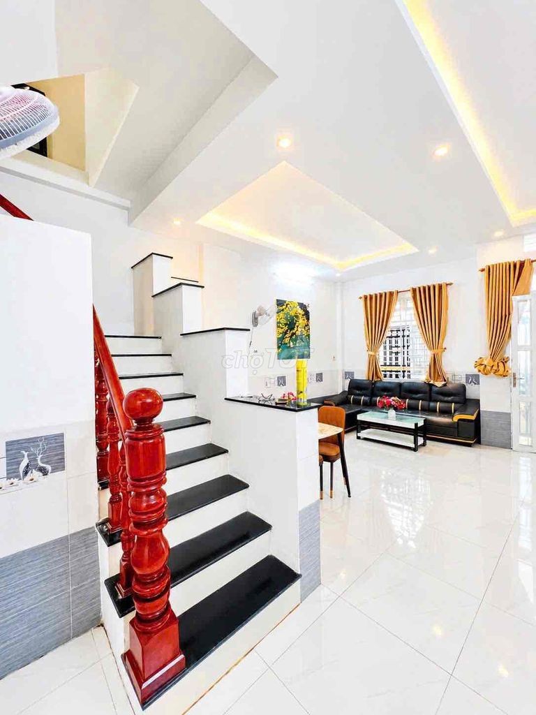 NHÀ TRỆT LẦU RỘNG ĐẸP 3PN HẺM 124 PHẠM NGŨ LÃO GIÁ TỐT - Ảnh 1