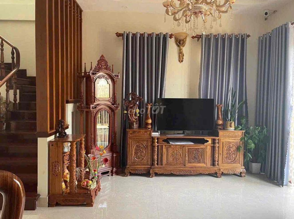 Biệt Thự 222m2 Lý Nam Đế Đà Lạt 9 tỷ