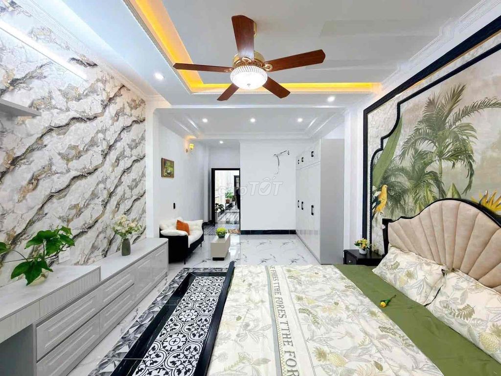 CHỦ KẸT TIỀN BÁN GẤP NHÀ 4 TẦNG MẶT TIỀN CHU VĂN AN KDC THỚI NHỰT 5PN