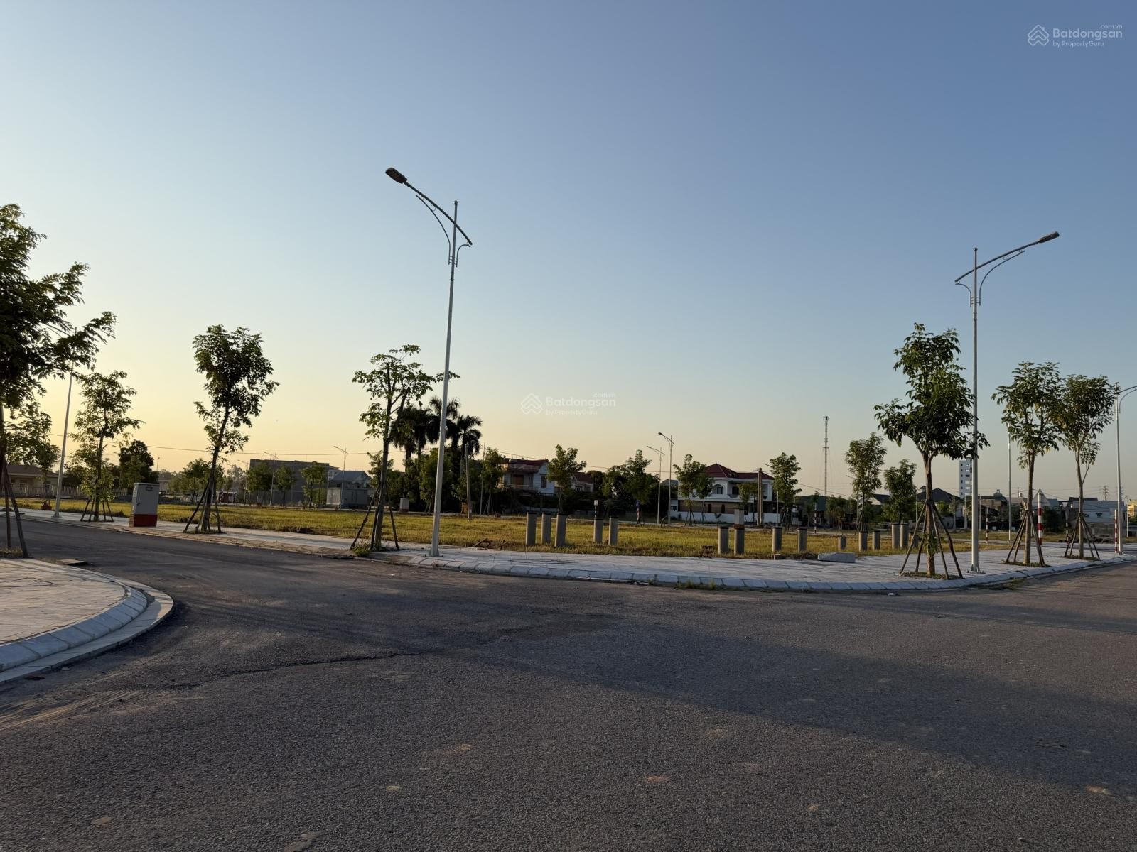 Chính chủ cần bán lô đất nền 100m2 tại Square City, Phổ Yên, Thái Nguyên, gần Quảng trường Vạn Xuân