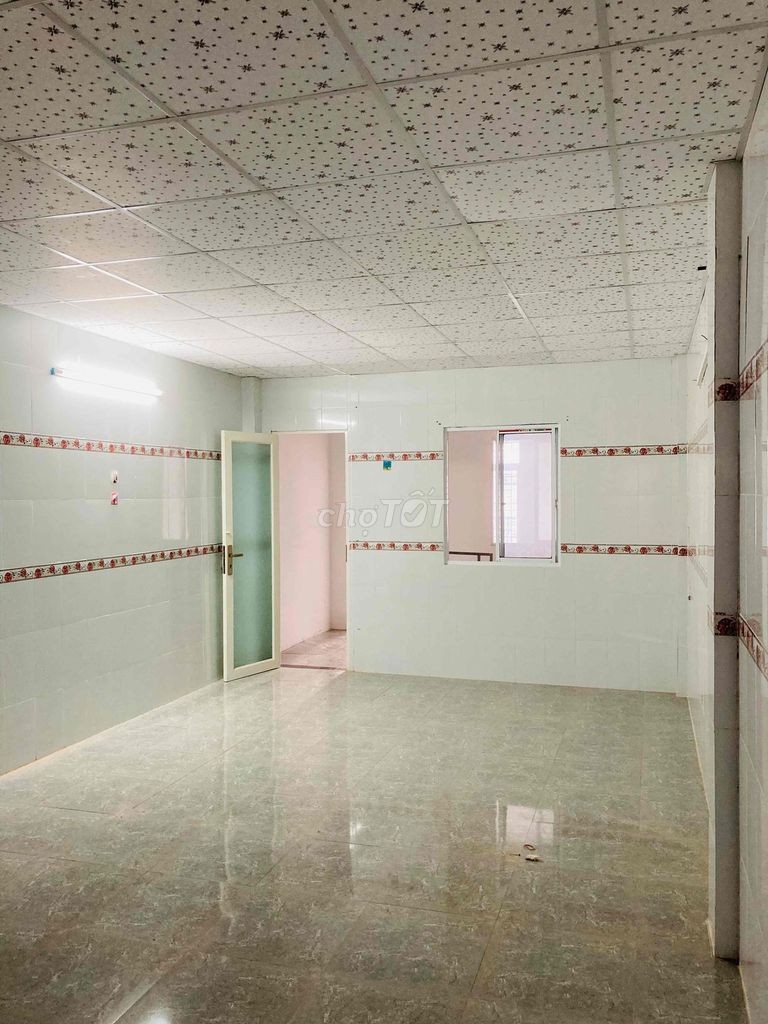 Bán Lỗ 100tr nhà KDC 586, cách chợ 100m, cách bệnh viện Hoàn Mỹ 500m. - Ảnh 5