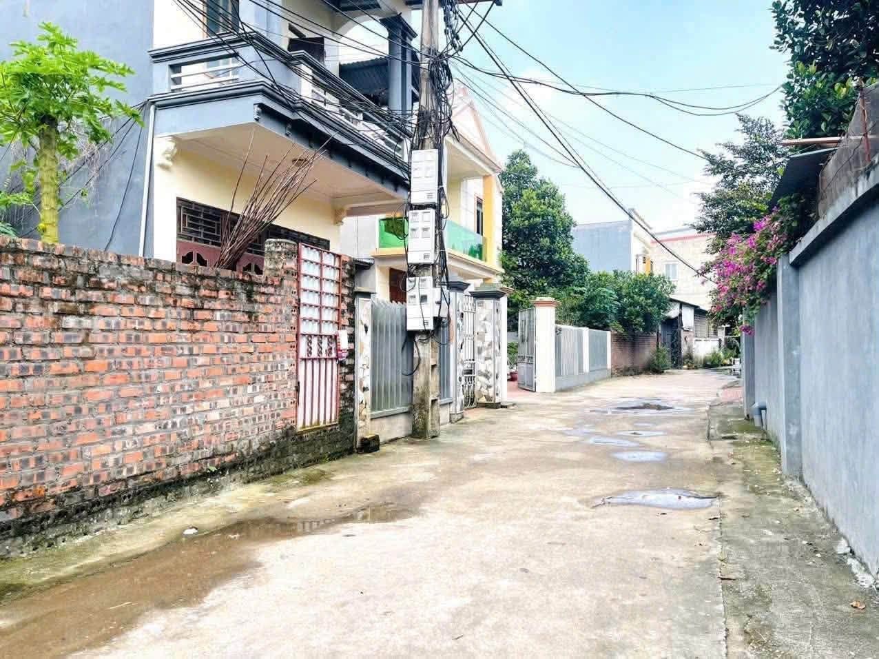 🔥🔥 Chủ đang cần bán nhanh ô đất fun thổ cư, Dữu Lâu (nay là phường Việt Trì)