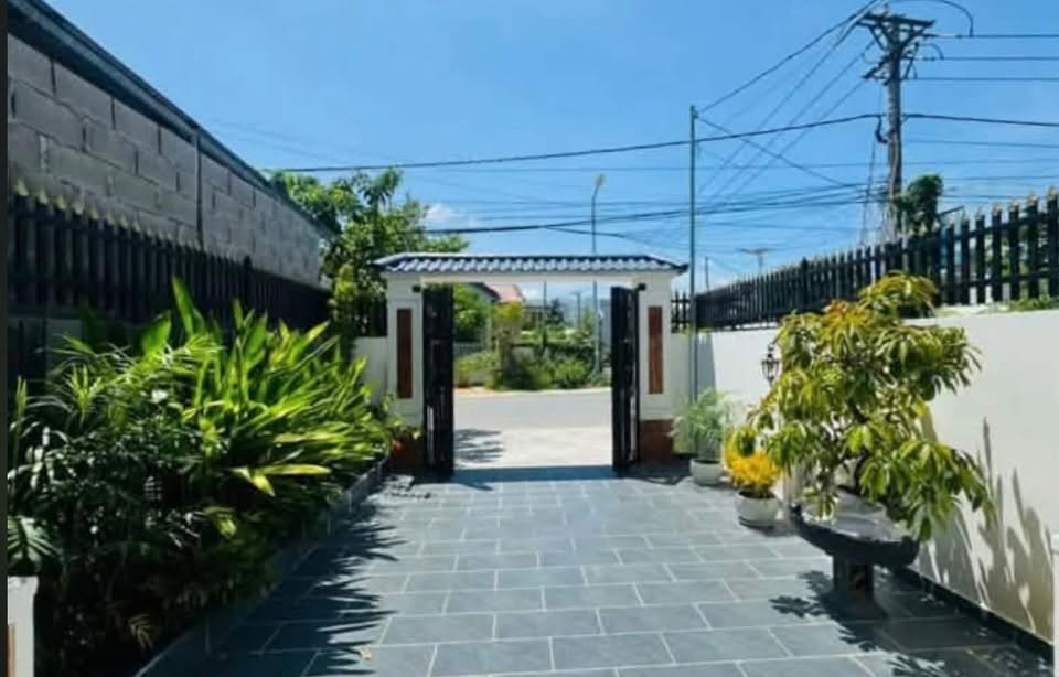 MẶT TIỀN KINH DOANH - MÁI NGÓI - Hoàn Công - CHỦ MÁT TAY LẮM Ạ ! - Ảnh 2