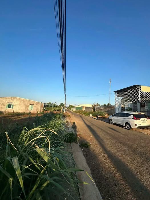 🌳 Bán lô đất đẹp ngay Chợ Trà Đa ,song song Dương Minh Châu - Ảnh 1