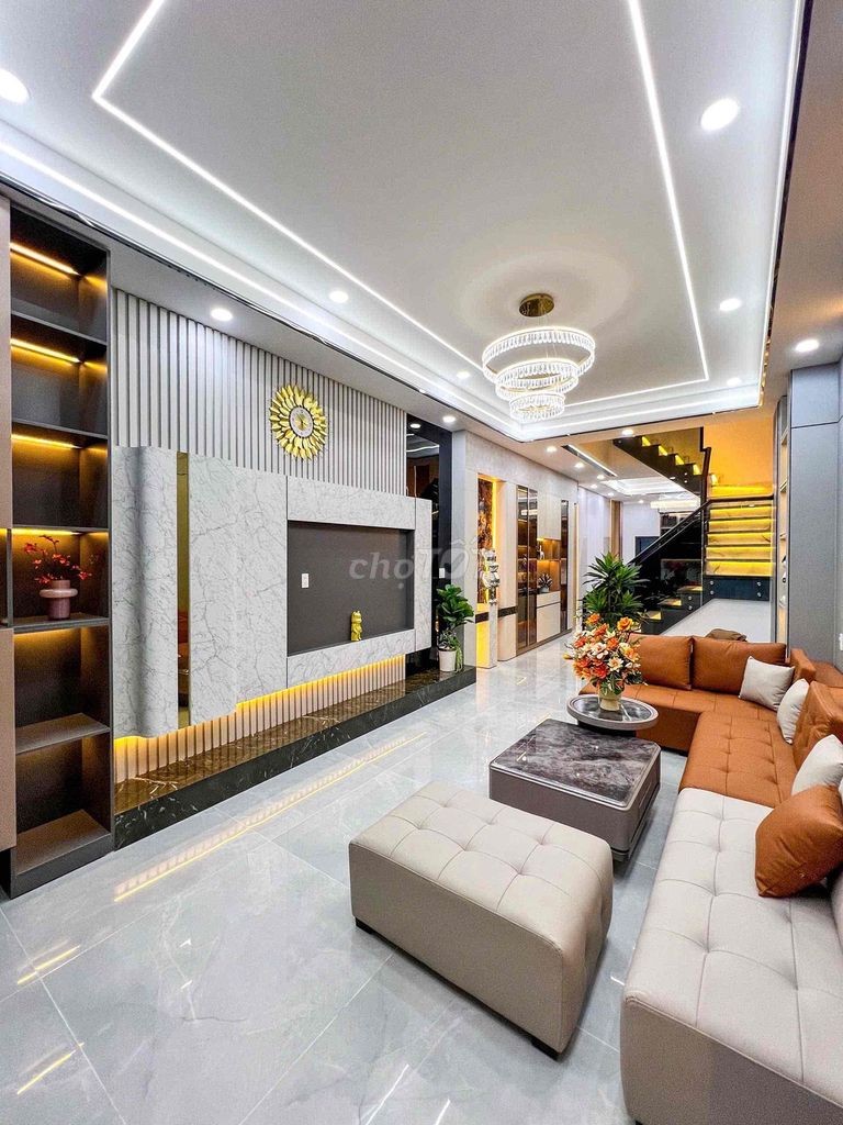 NHÀ PHỐ LUXURY – RA MẮT HÔM NAY 1 TRỆT 2 LẦU – NỘI THẤT CAO CẤP - Ảnh 1