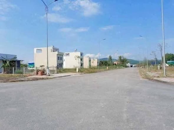 Chia lại MẶT TIỀN Hai Bà Trưng. Gần Chợ mới Phường Đức Phổ, Quảng Ngãi. - Ảnh 3