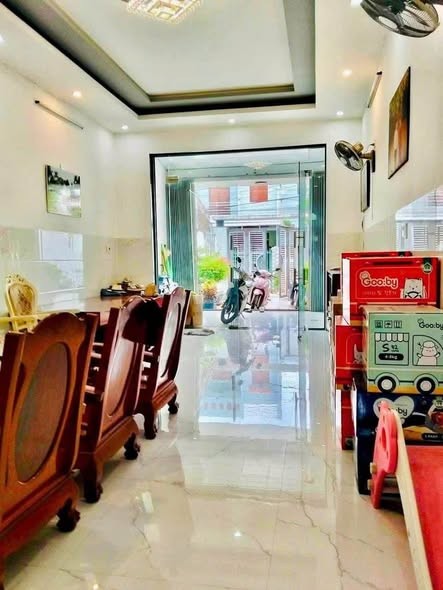 💥💥BÁN NHÀ 2 MÊ KIÊN CỐ ĐẸP – MẶT TIỀN LÊ TRUNG NGÔN . GẦN TRƯỜNG CẤP 1 & CẤP 2 LÊ HỒNG PHONG.