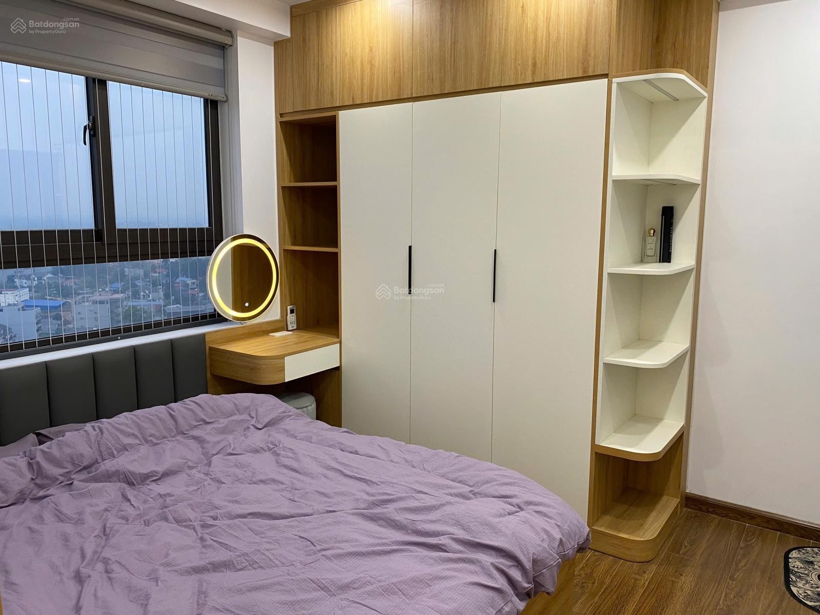 Cần bán căn 72.6m2 giá 1,8 tỷ Sẵn sổ.