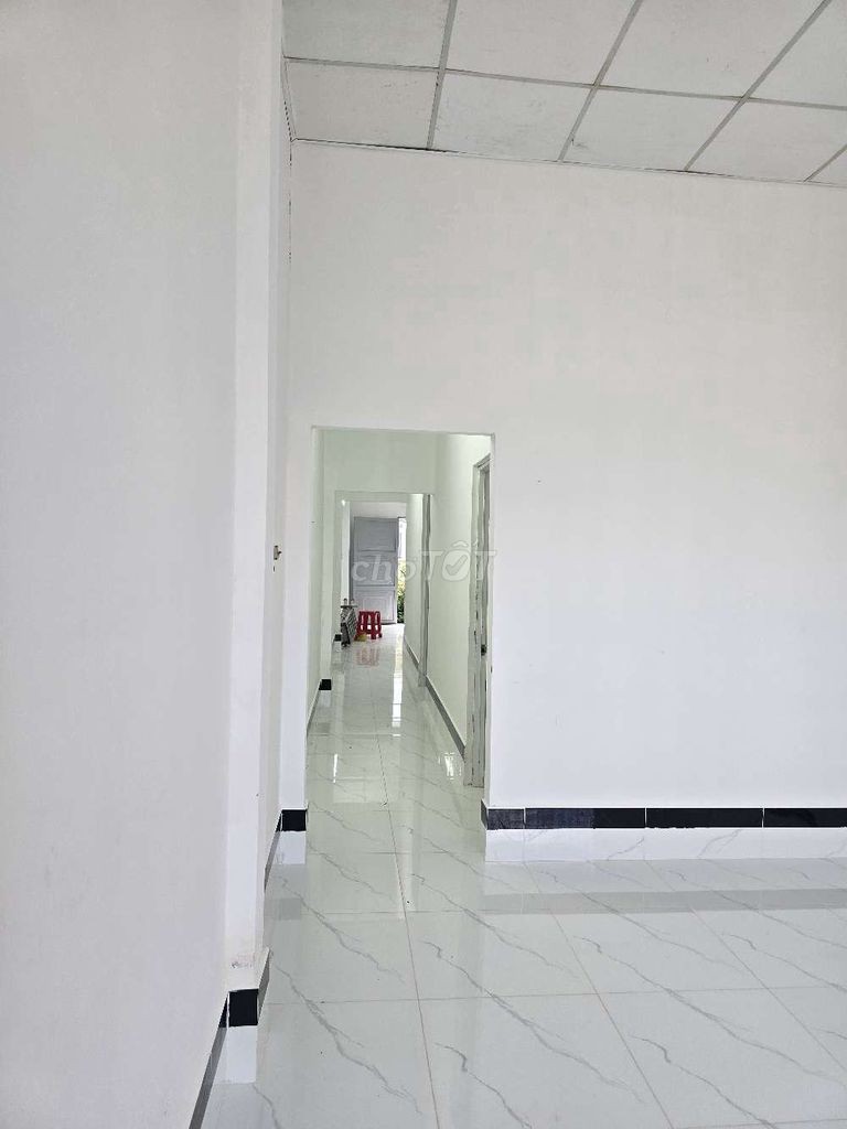 nhà trệt 2 phòng ngủ - Ảnh 2