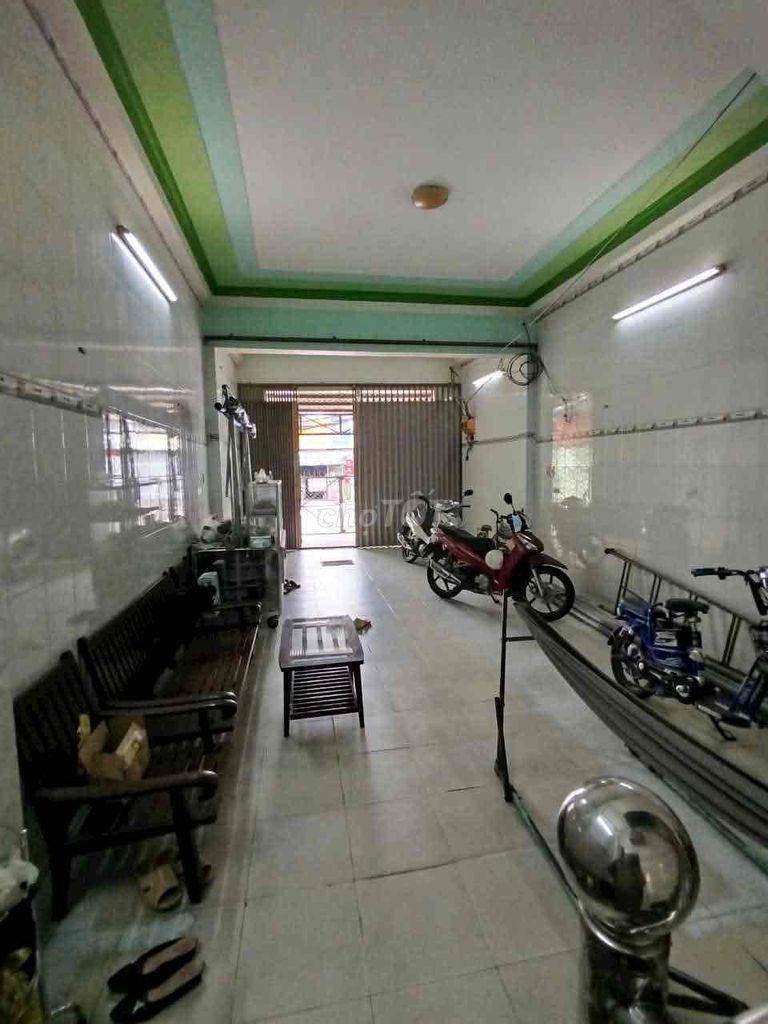 Bán nhà và đất 2 mặt tiền đường Hùng Vương - Ảnh 1