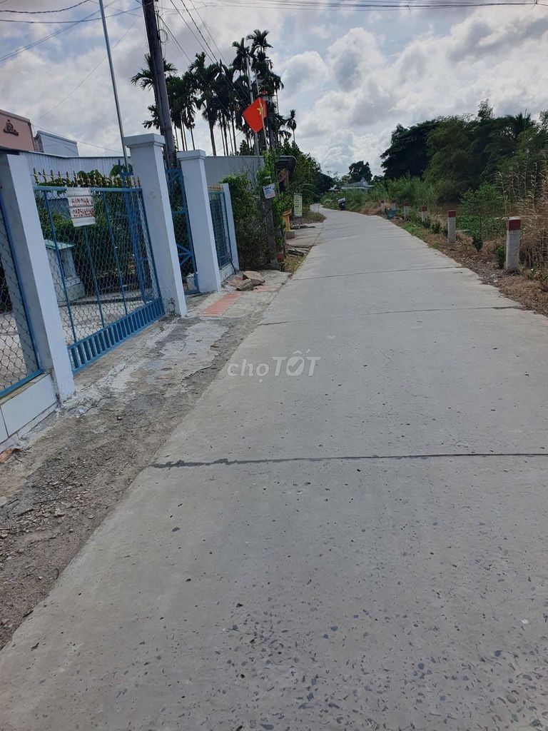 BÁN NHÀ + VƯỜN DIỆN TÍCH 1.126M² – GIÁ 1,8 TỶ - Ảnh 2