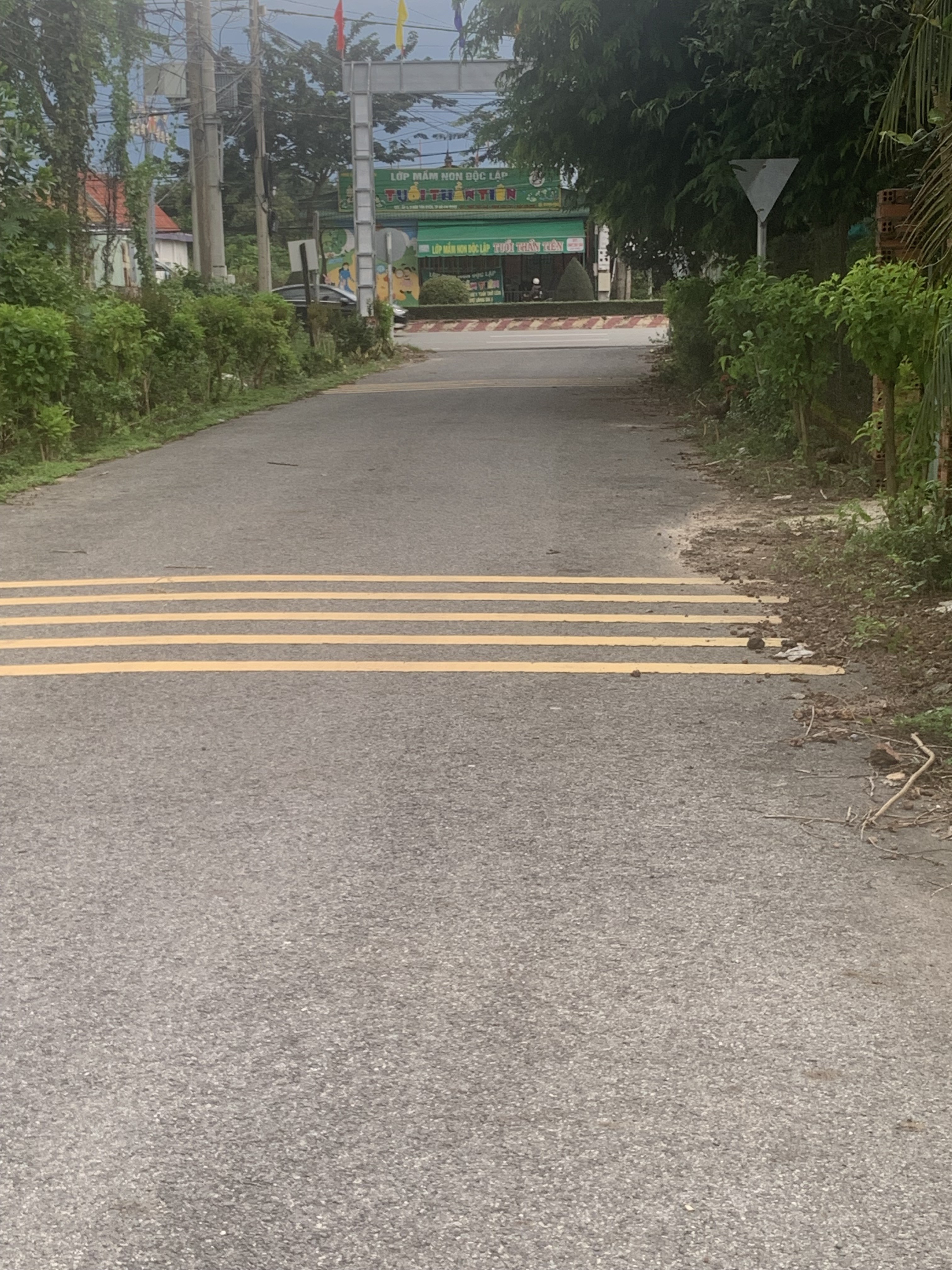 CHÍNH CHỦ Bán Đất 292m2 có sẵn 100 m2 thổ cư giá tốt, hợp lý. Tân thành 31 cụm TRUNG TÂM HÀNH CHÍNH BẮC TÂN UYÊN