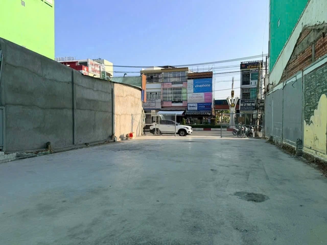 Mặt tiền nguyễn hữu thọ ngan 10,58m trung tâm thị trấn bến lức tổng diện tích 262m2 ngộp ( rẻ nhất chục đường hiện tại ) - Ảnh 9
