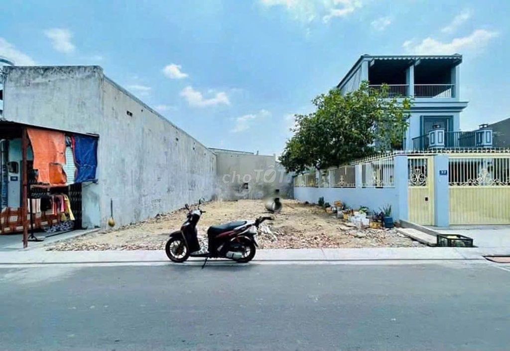 VỢ CHỒNG LY HÔN NÊN ĐỂ LẠI LÔ ĐẤT 200M2/180TRIEU - Ảnh 1