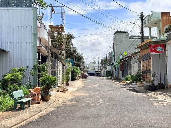 LÔ GÓC MẶT TIỀN TÔ HOÀI PHƯỜNG PLEIKU