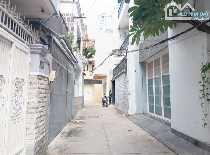 2,5 Tỷ Trần Bình Trọng Q.5 - Căn Góc - Hẻm Xe Hơi - Sổ Công Nhận Trệt Và Lầu - Ảnh 3