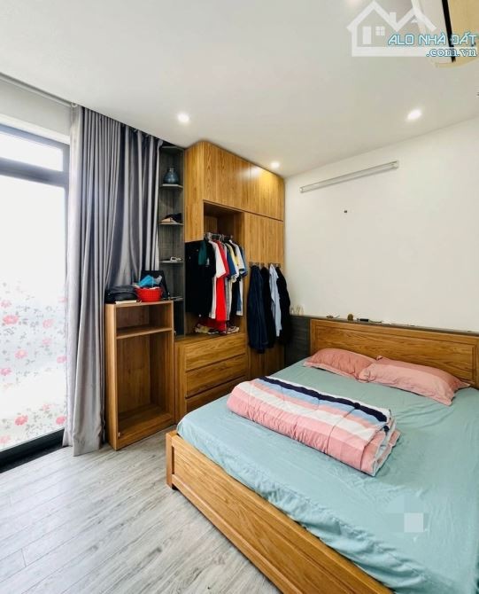 Nhà MỚI - tk ĐẸP - 4tầngx48m² Hẻm XE HƠI thông Dương Quảng Hàm
