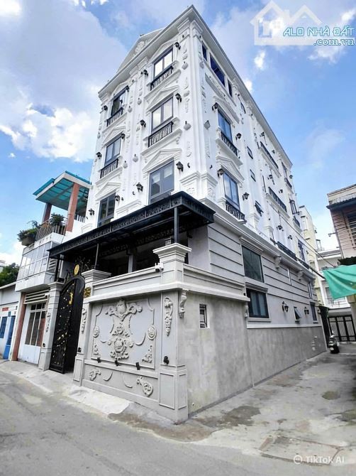 Giảm 1 tỷ ! Nhà đẹp 4 tầng 15 phòng 2 mặt tiền vừa ở vừa cho thuê gần sân bay Tân Sơn Nhất - Ảnh 1