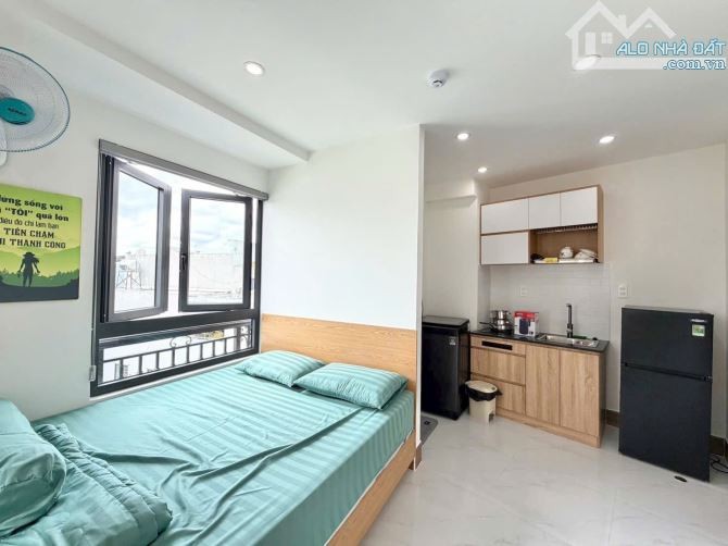 Giảm 1 tỷ ! Nhà đẹp 4 tầng 15 phòng 2 mặt tiền vừa ở vừa cho thuê gần sân bay Tân Sơn Nhất - Ảnh 5