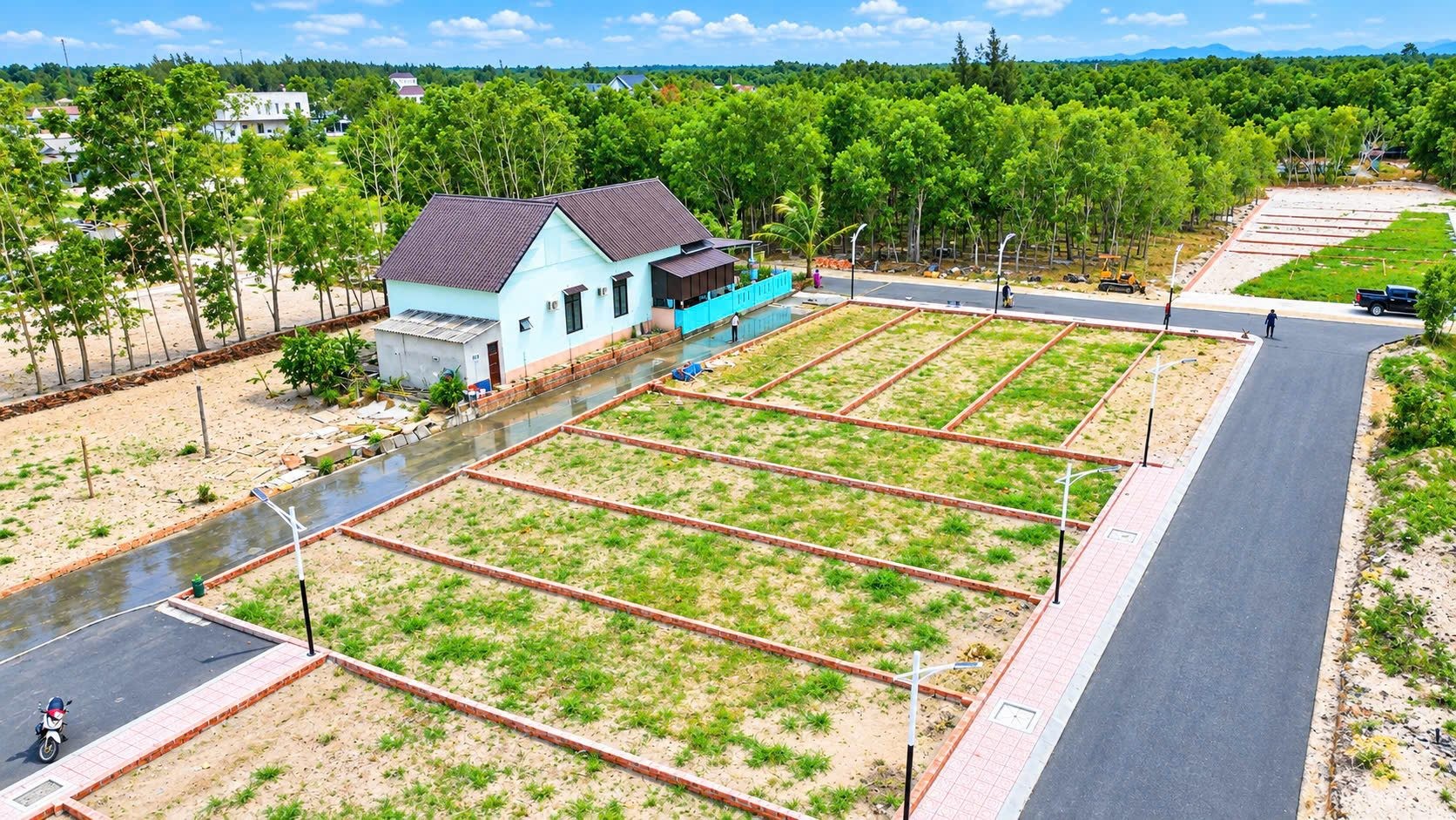 Bán Đất 124.8m2 có sẵn 70 m2 thổ cư giá 350 triệu tại đường thông cách trục dọc 2 làn khu kinh tế 35m Xã Triệu Vân Huyện Triệu Phong Quảng Trị - Ảnh 1