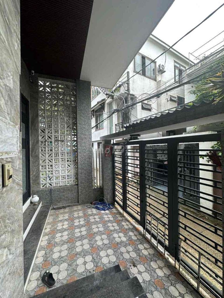 Nhà lô góc đẹp chính chủ 78m2 chỉ 4,98 tỷ
