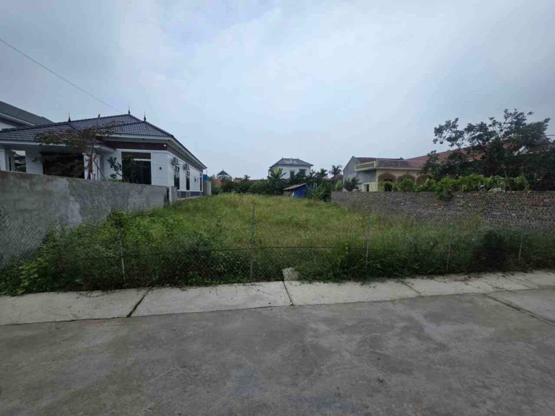 Bán Đất 467m2 có sẵn 300 m2 thổ cư giá 7.5 tỷ tại - Chọn - Xã Liên Khê Huyện Khoái Châu Hưng Yên