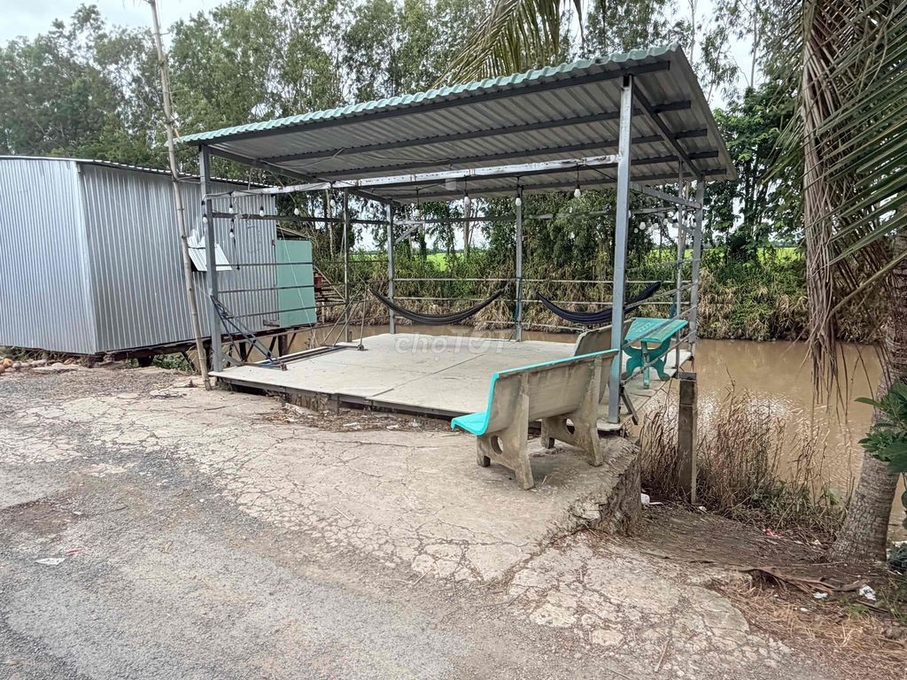 cần bán 2 căn nhà mặt tiền kênh cả Bắcvà 9 công vườn mít - Ảnh 2