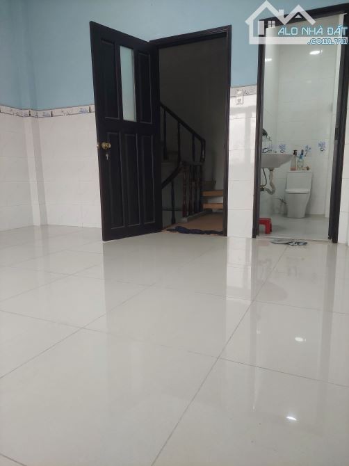 Bán nhà 699 mặt tiền Lý Thường Kiệt 4.2x11m 4 tầng giá 12 tỷ