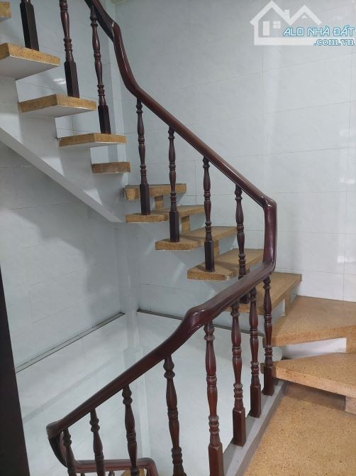 Bán nhà 699 mặt tiền Lý Thường Kiệt 4.2x11m 4 tầng giá 12 tỷ