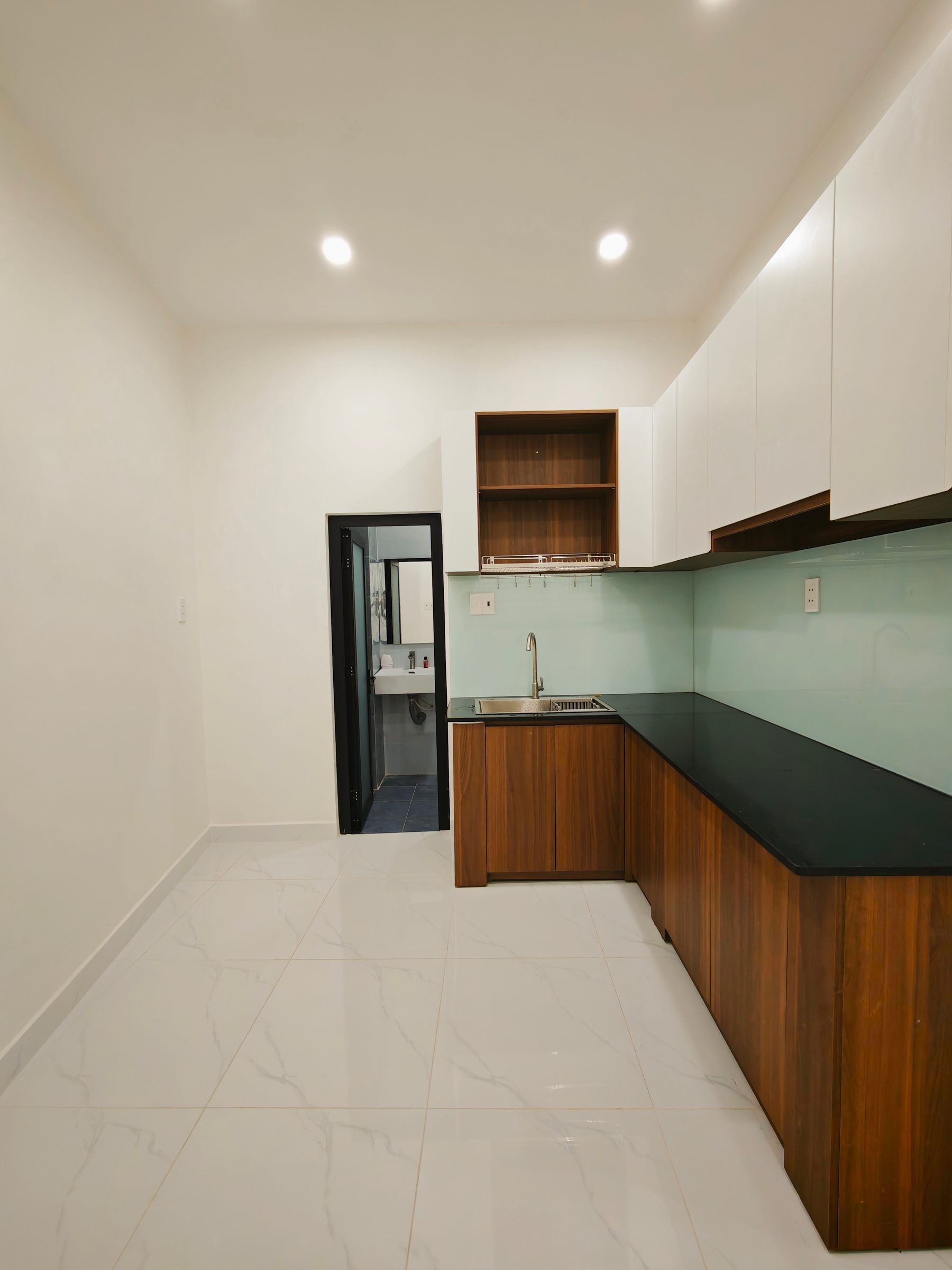 SIÊU PHẨM NGUYỄN THƯỢNG HIỀN, 58M2 x 5 TẦNG BTCT, 2 MẶT HẺM XE HƠI, 4 PHÒNG NGỦ MASTER, TẦNG SÂN THƯỢNG RIÊNG BIỆT - Ảnh 1