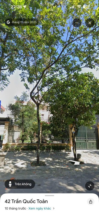 Chủ nhà cần bán gấp Biệt thự hơn 400m2 mặt đường Trần Hưng Đạo NB gần phố cổ Hoa Lư. Giá chỉ 45 tỷ