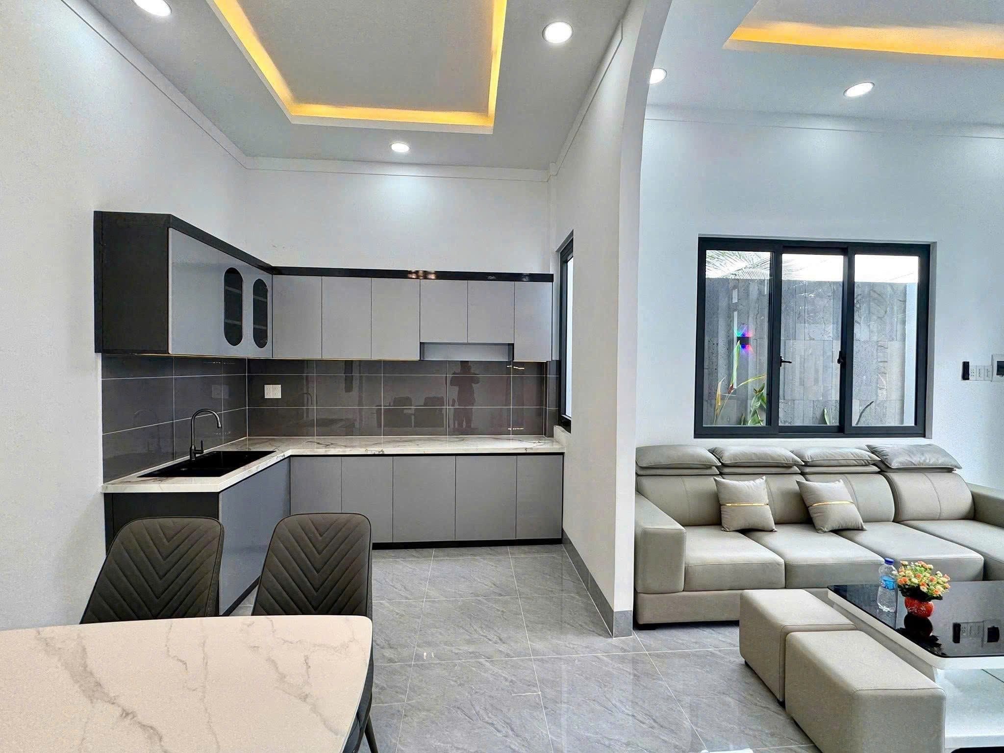 XUẤT HIỆN CĂN NHÀ CẤP 4 SÂN VƯỜN 1TỶ750 GIÁP PHƯỜNG BỬU LONG BIÊN HÒA. NGAY ĐẦU CẦU TÂN TRIỀU - Ảnh 1