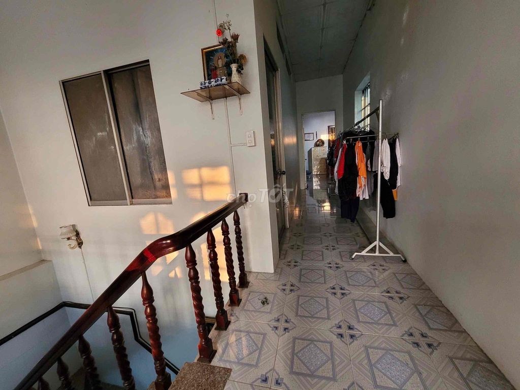 Bán nhà mặt tiền lớn kế chợ - Ảnh 10
