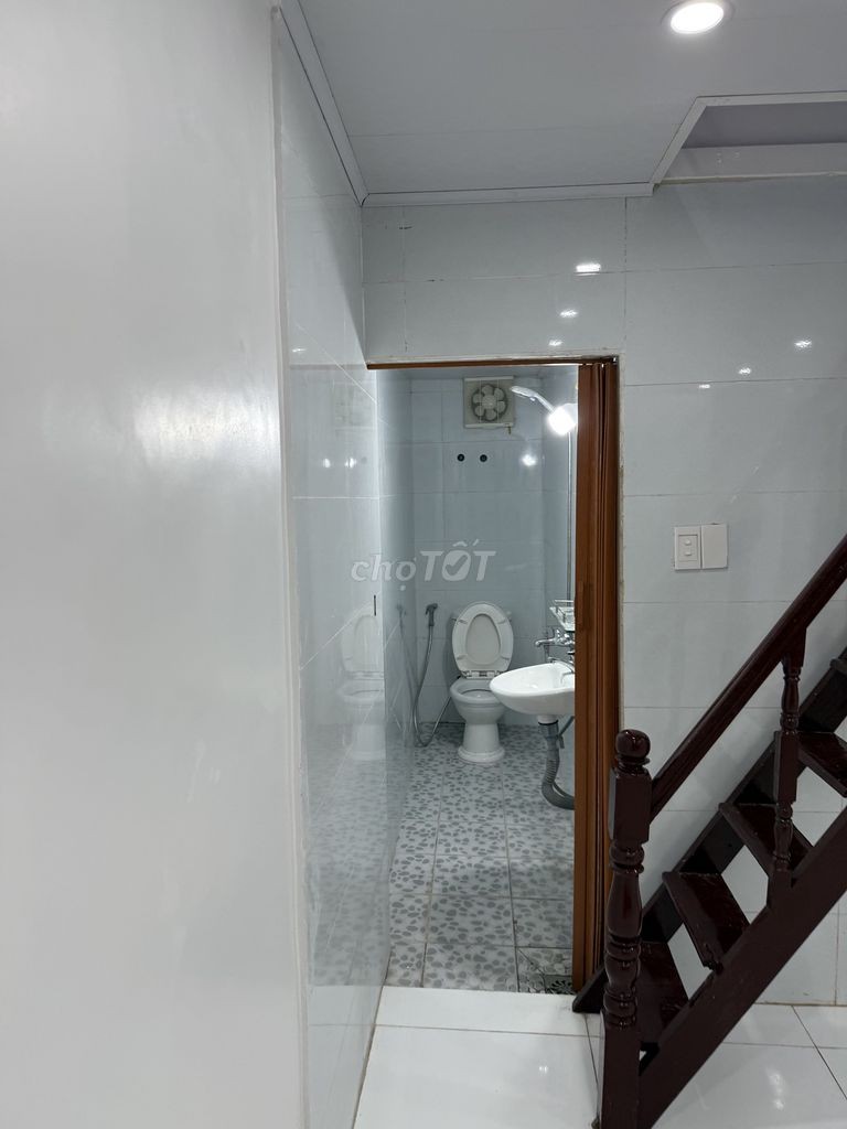 Chính chủ cần bán nhà 95/5B, Phố Phạm Phú Thứ, Phường Hạ Lý, Quận Hồng Bàng, Hải Phòng