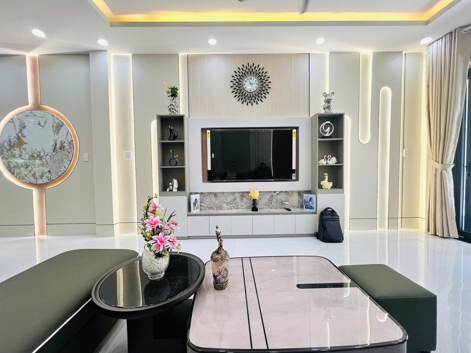 Bán nhà đường Huỳnh Đình Hai, P24 Q.Bình Thạnh, Giá 3Tỷ290, 46m2, sổ chính chủ