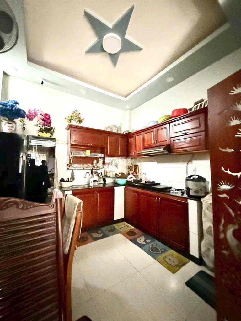 BÁN NHÀ 1 TRỆT 1 LẦU HẺM TRƯNG NỮ VƯƠNG, PHƯỜNG LONG CHÂU, VĨNH LONG